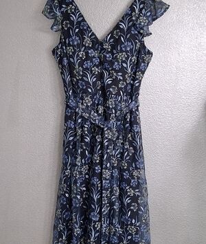 NWOT Kensie Embroidered Floral Midi Dress With Sheer Flutter Sleeves    Size 16